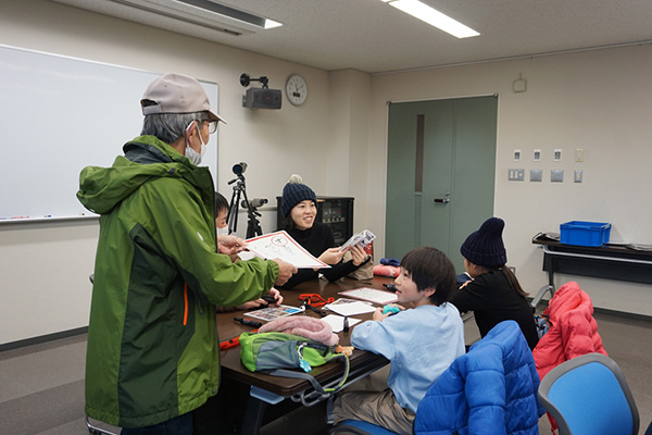 �{�����e�B�A����